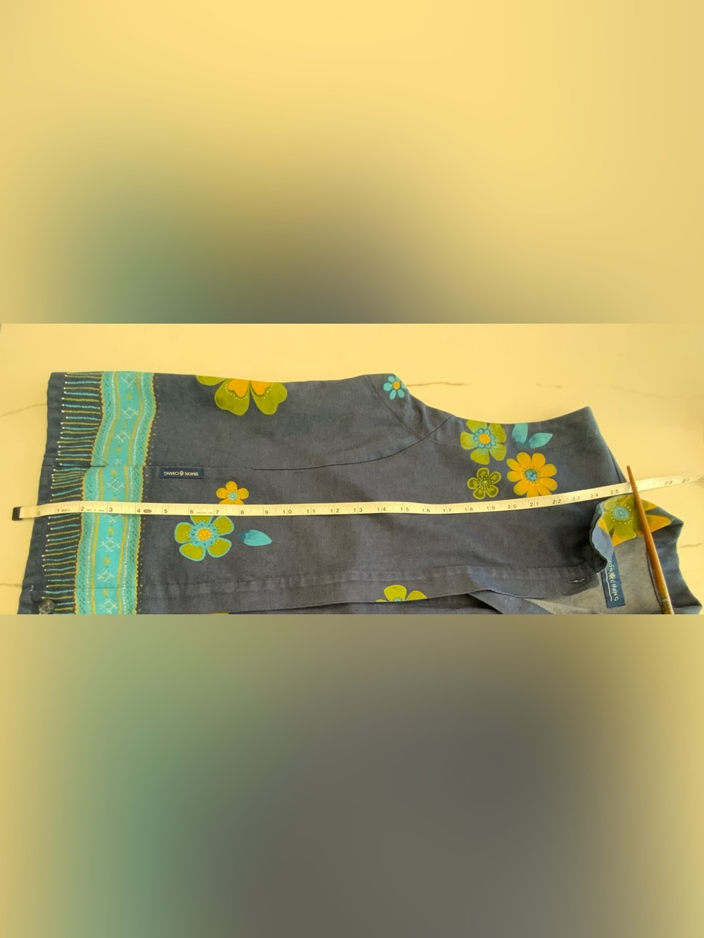 SIMON CHANG Retro Denim Floral Vest & Pant Set - Picture 8 of 12